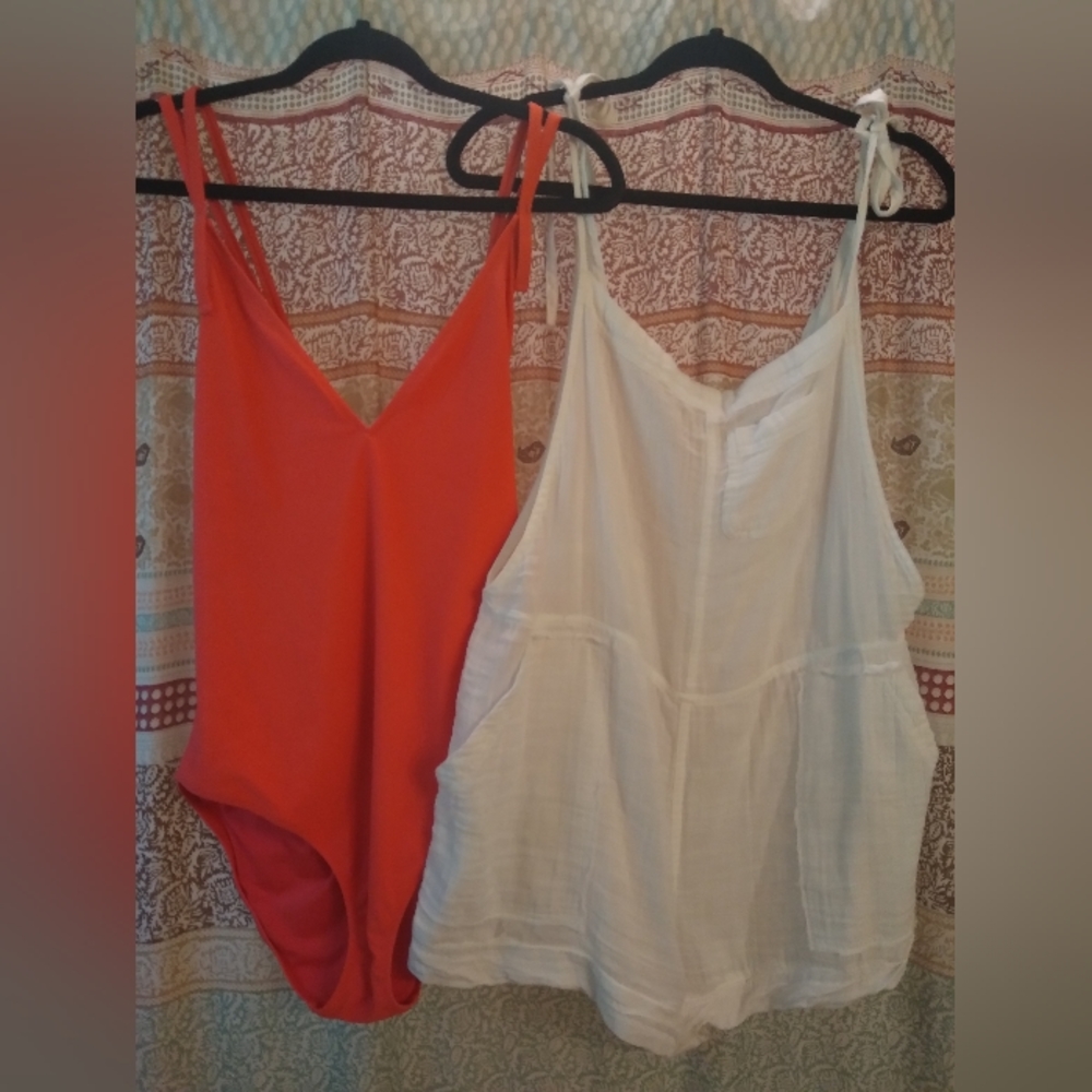 Adorable aerie one piece bathing suit and gauze cover up